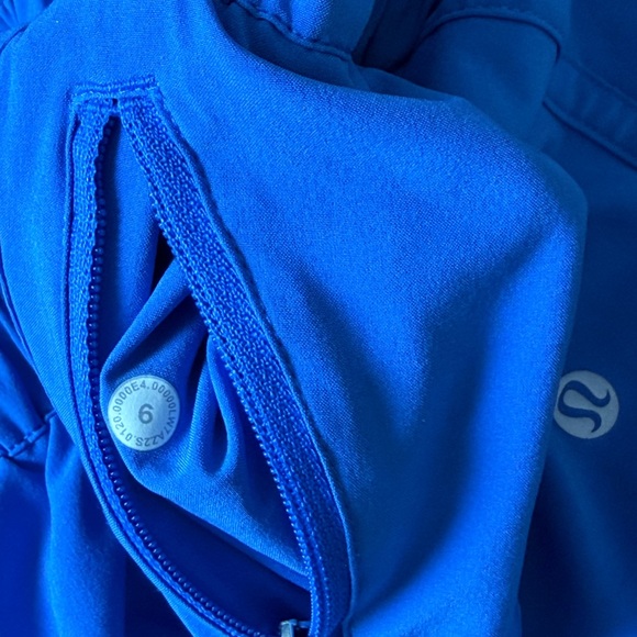 Lululemon Blue Women's Small Shorts - Picture 4 of 4